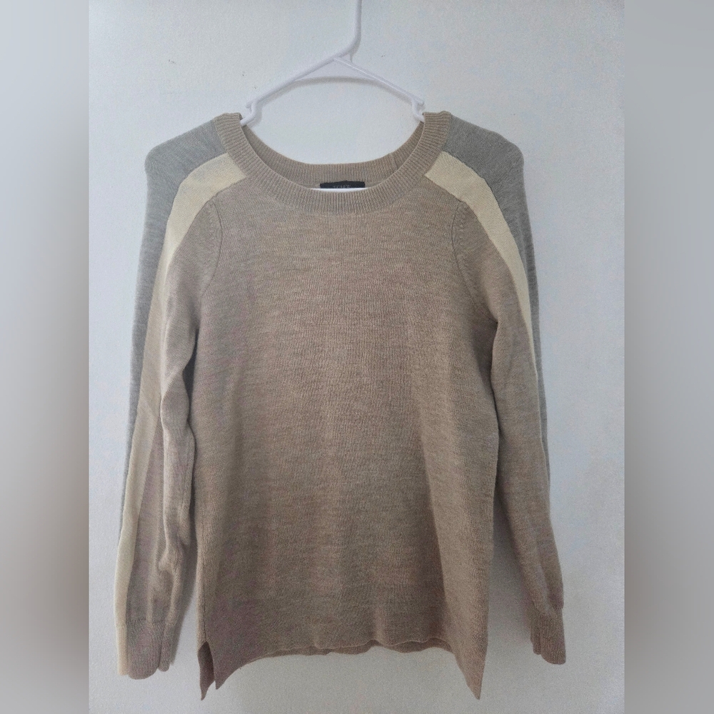 Woman's Beige and Gray Sweater 100% Merino Wool